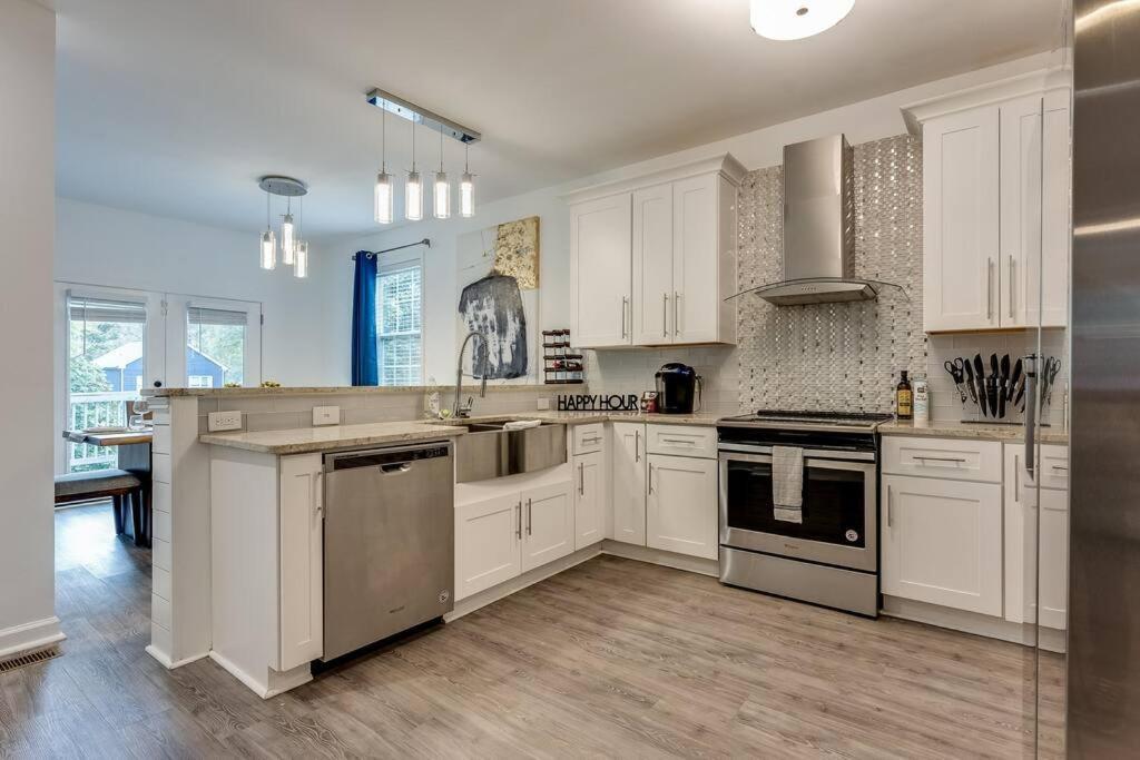 Luxury Atlanta Home - Self Check-In Pet Friendly Free Parking Exterior photo